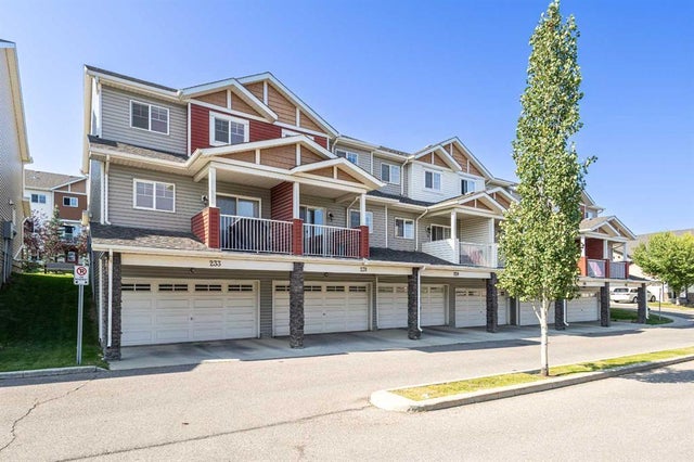 231 Pantego Lane Nw, Calgary