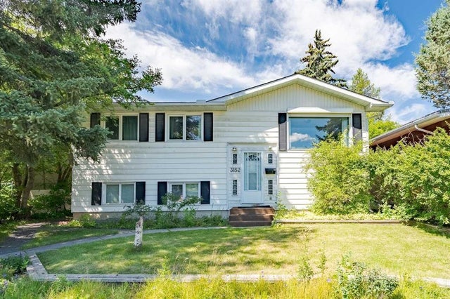 3152 Blakiston Drive Nw, Calgary