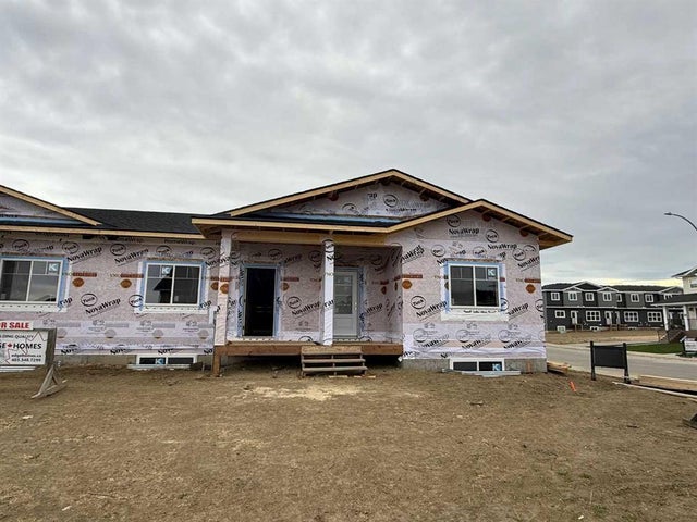 3 Gray Close, Sylvan Lake