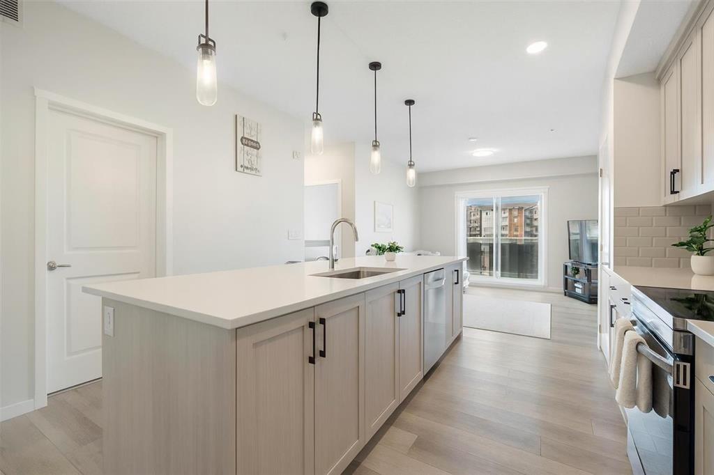 308, 80 Carrington Plaza Northwest, Calgary – Residential Apartment Listing Photo 5