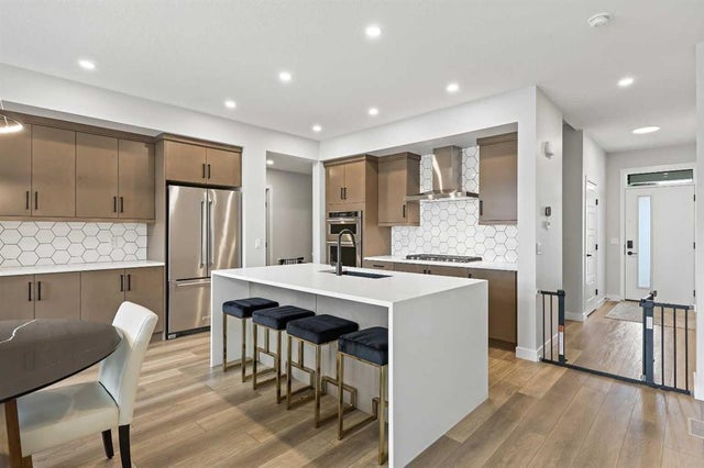 83 Wolf Creek Rise Se, Calgary