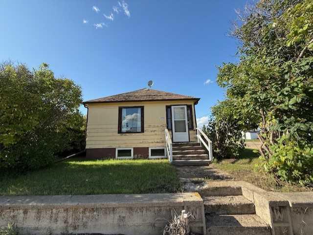 5040 51 Street, Hardisty