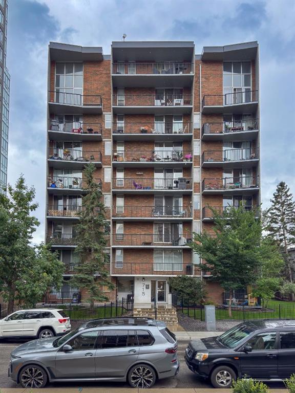 Photo for MLS®# A2247669 - home for sale at 301, 715 15 Avenue Southwest, Beltline, Calgary Alberta