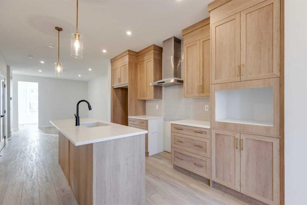 8542 Huxbury Drive Northeast, Calgary – Residential Semi Detached Listing Photo 14