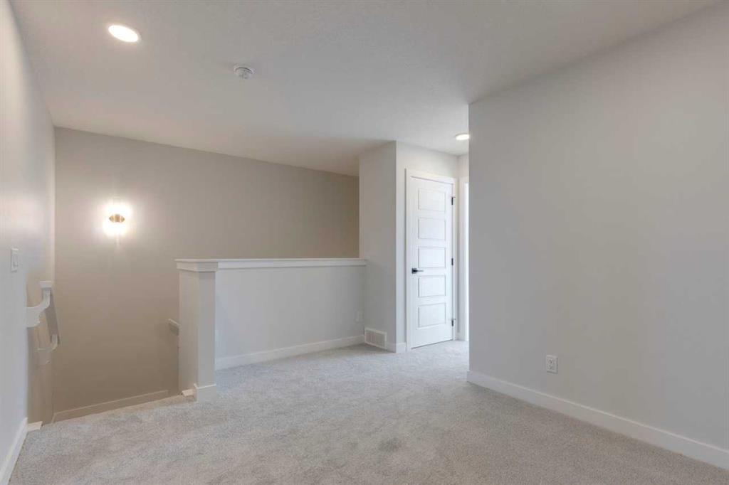 8542 Huxbury Drive Northeast, Calgary – Residential Semi Detached Listing Photo 21