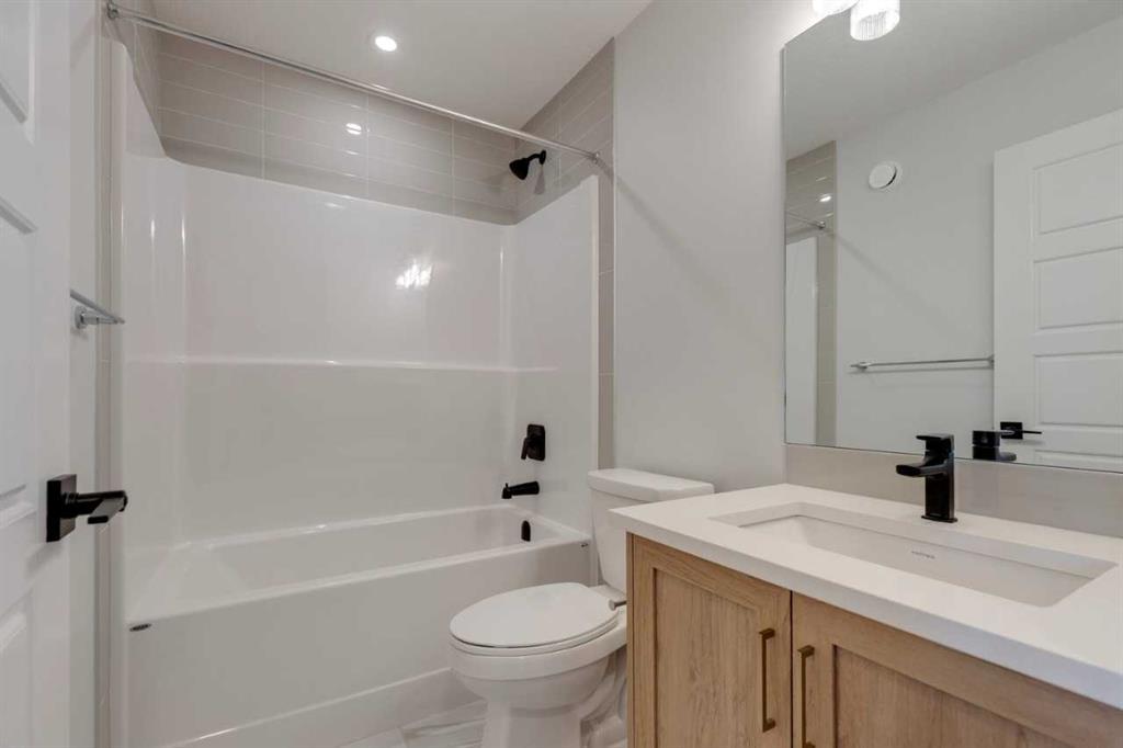 8542 Huxbury Drive Northeast, Calgary – Residential Semi Detached Listing Photo 23