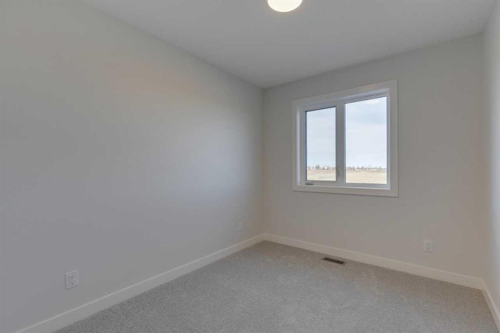 8542 Huxbury Drive Northeast, Calgary – Residential Semi Detached Listing Photo 25