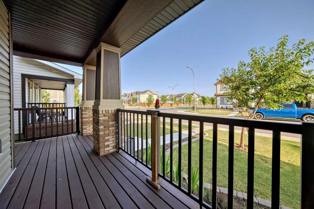 9 Copperpond Avenue Southeast, Calgary – Residential Detached Listing Photo 3