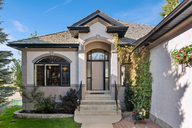 38 Sienna Ridge Landing Sw, Calgary