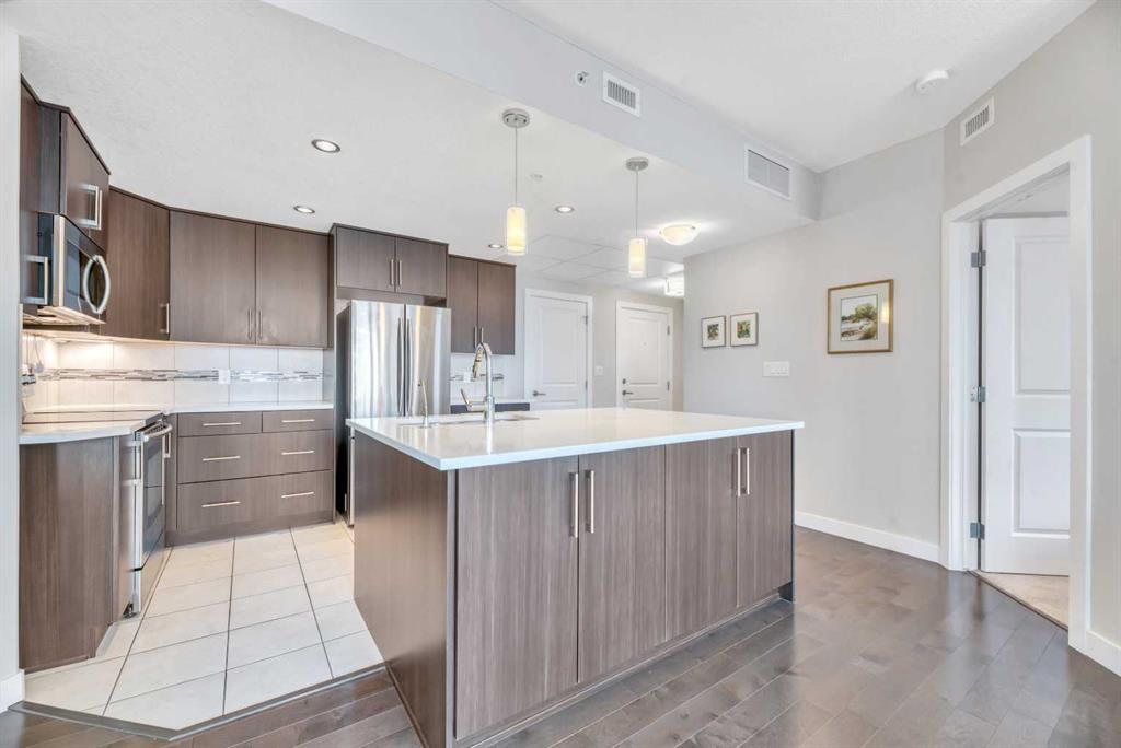 410, 24 Varsity Estates Circle Northwest, Calgary – Residential Apartment Listing Photo 11