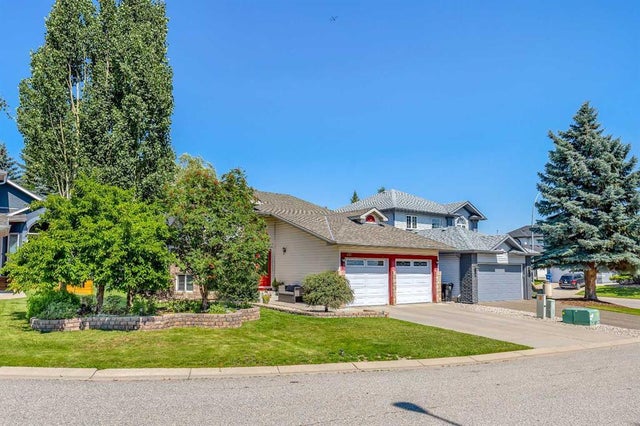 812 Diamond Court Se, Calgary