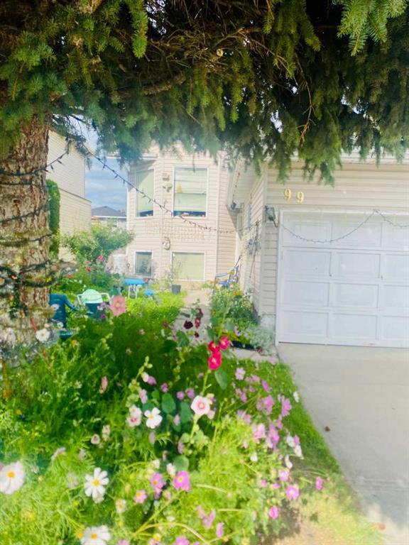99 Applegrove Crescent Se, Calgary
