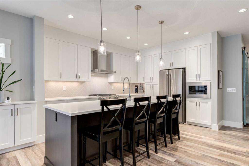 95 Sierra Morena Manor Southwest, Calgary – Residential Semi Detached Listing Photo 7