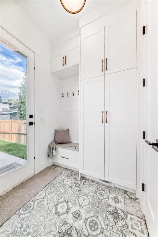 2426 53 Avenue Southwest, Calgary – Residential Semi Detached Listing Photo 19