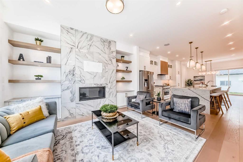 2426 53 Avenue Southwest, Calgary – Residential Semi Detached Listing Photo 5