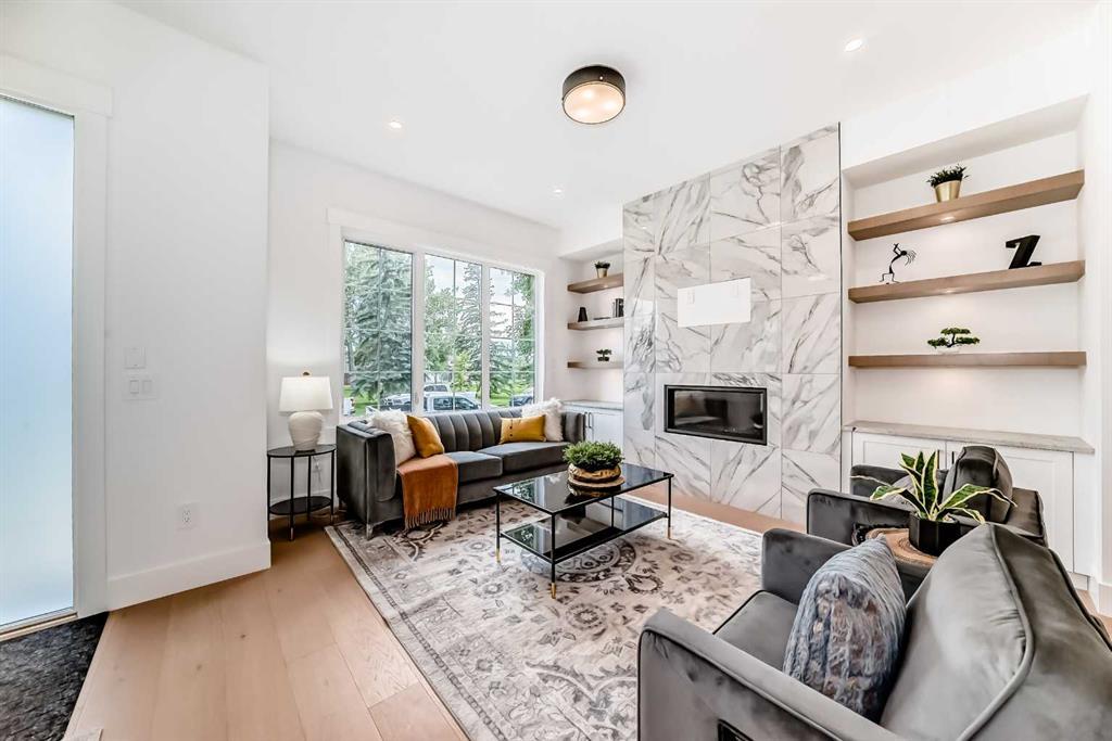 2426 53 Avenue Southwest, Calgary – Residential Semi Detached Listing Photo 7