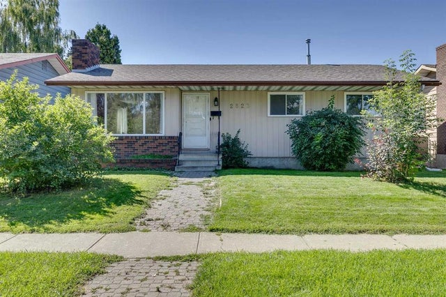 Home for Sale Located at 2823 Dover Ridge Drive Southeast, Calgary, Alberta