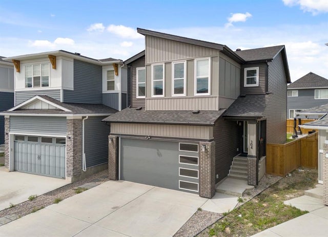 104 Carringsby Manor Nw, Calgary