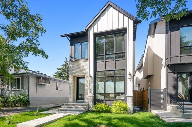 2126b 52 Avenue Sw, Calgary