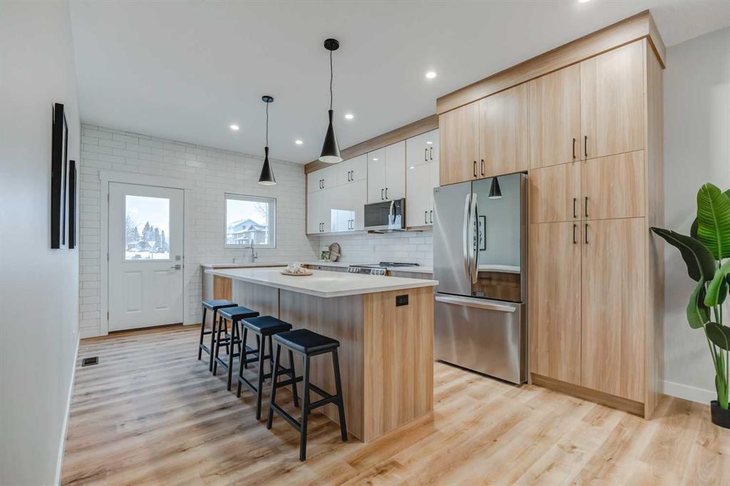 7 Clover Crescent Beiseker Alberta T0M0G0 NONE Home For Sale