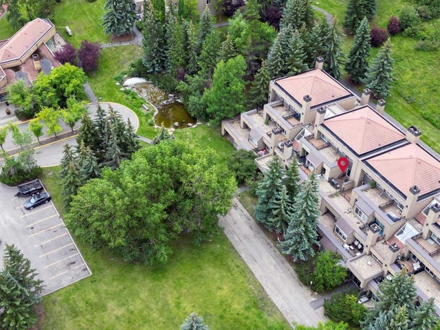 8, 301 Village Mews Sw, Calgary