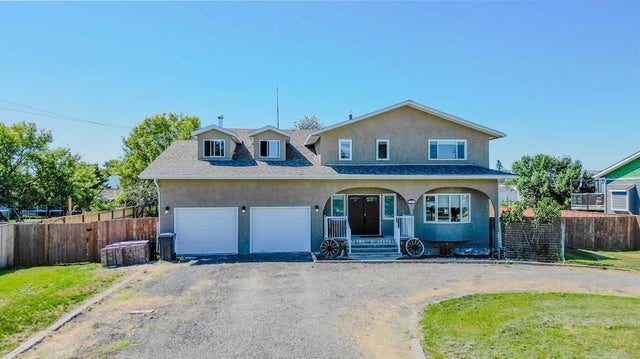 228 Centre Street, Magrath