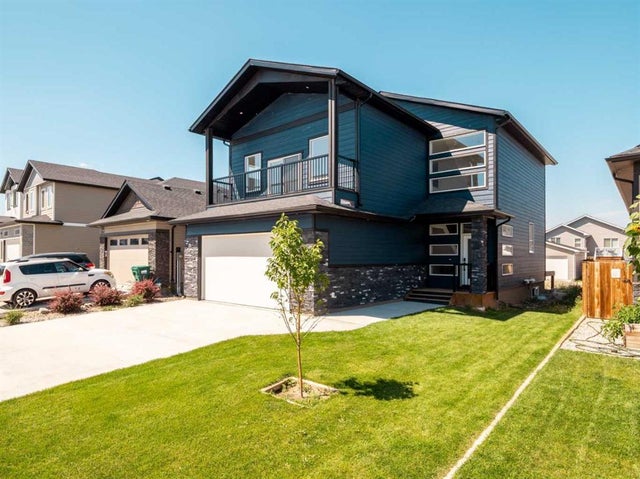 332 Rivergrove Chase W, Lethbridge