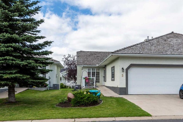 3 Strathmore Lakes Bay, Strathmore