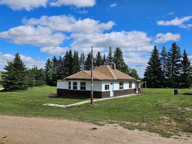 5003 51 Avenue, Meeting Creek