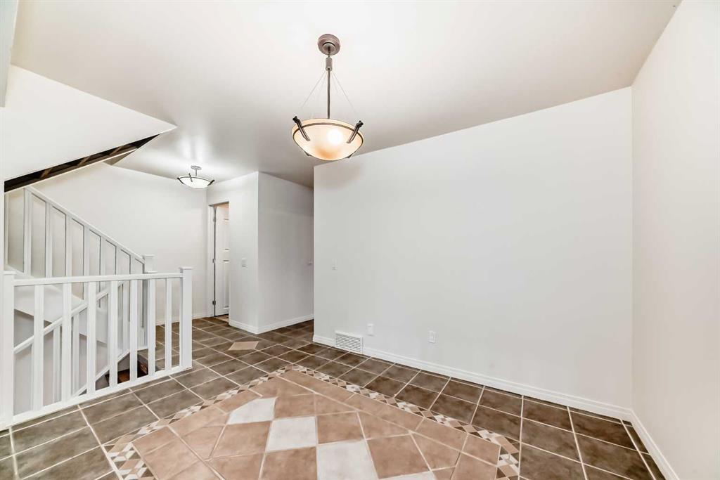 39, 185 Woodridge Drive Southwest, Calgary – Residential Row/Townhouse Listing Photo 17