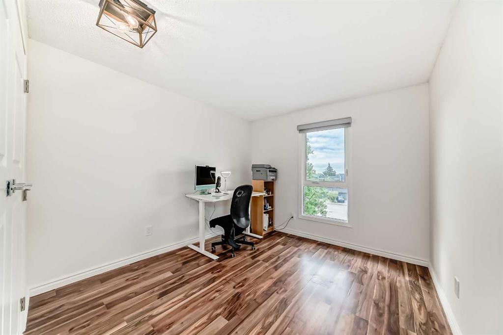 39, 185 Woodridge Drive Southwest, Calgary – Residential Row/Townhouse Listing Photo 22