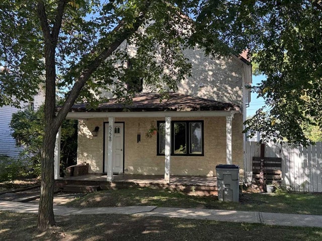 5228 48 Street, Provost