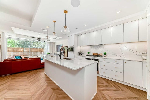 106, 8505 Broadcast Avenue Sw, Calgary