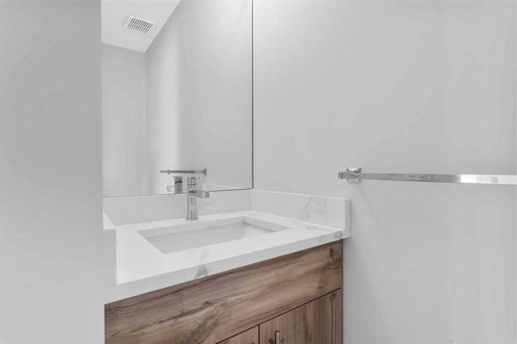 7 Prominence View Southwest, Calgary – Residential Row/Townhouse Listing Photo 15