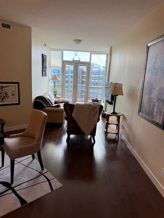 701, 16 Varsity Estates Circle Northwest, Calgary – Residential Apartment Listing Photo 2