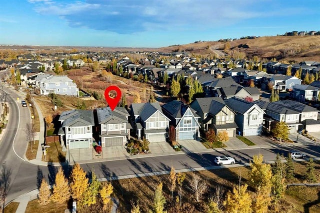 10 Cranbrook Hill Se, Calgary