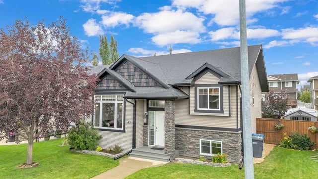 43 Stephenson Crescent, Red Deer