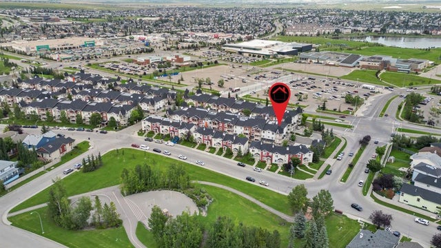 8318, 70 Panamount Drive Nw, Calgary