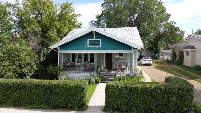 113 3 Avenue Nw, Delia