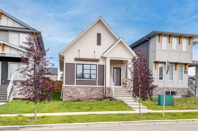 812 Reynolds Manor Sw, Airdrie