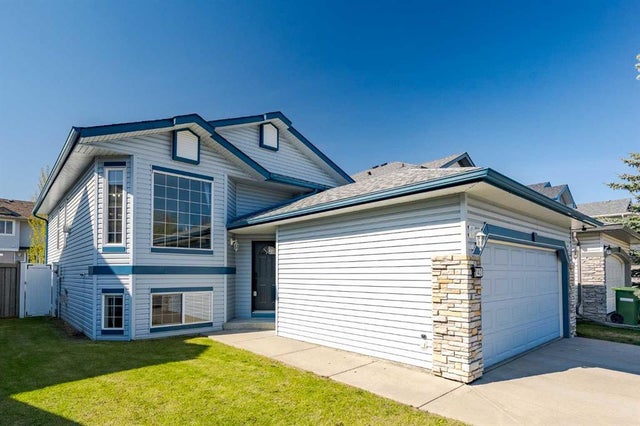 140 Stonegate Close Nw, Airdrie