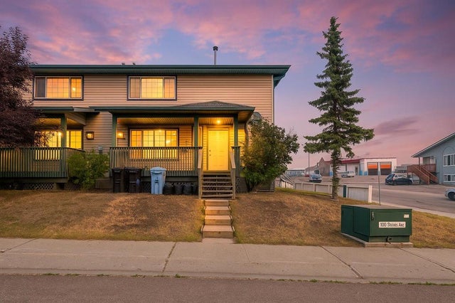 100 Sirius Avenue, Fort McMurray