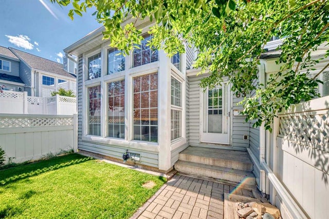 63, 28 Berwick Crescent Nw, Calgary