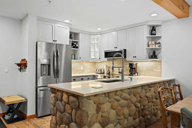 216, 104 Armstrong Place, Canmore