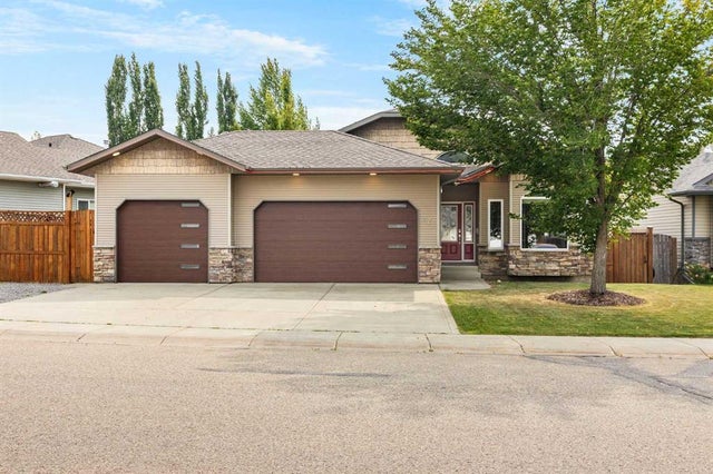 27 Irving Crescent, Red Deer