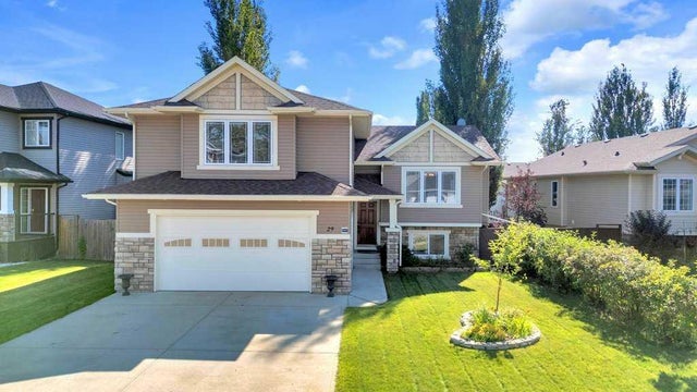 29 Estella Crescent, Lacombe