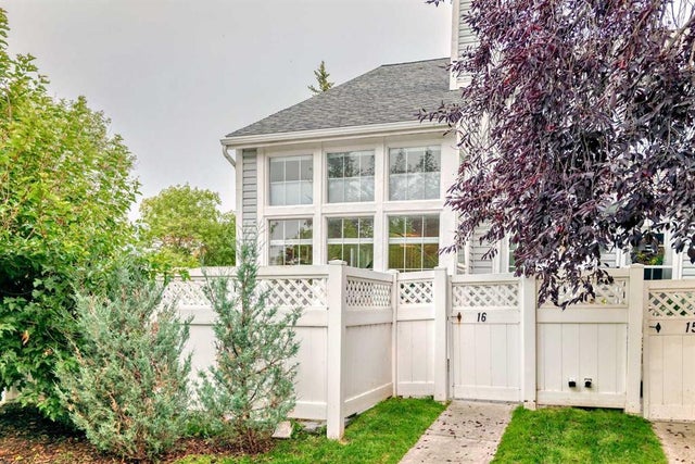 16, 28 Berwick Crescent Nw, Calgary