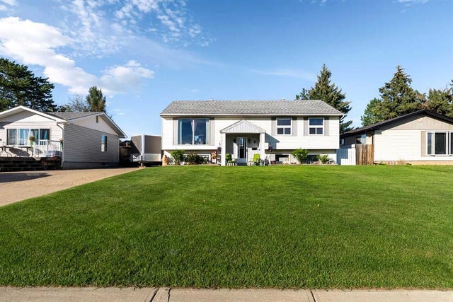 9 Bennett Crescent, Fort McMurray