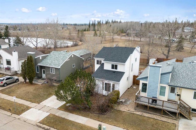 121 Brooks Place, Fort McMurray