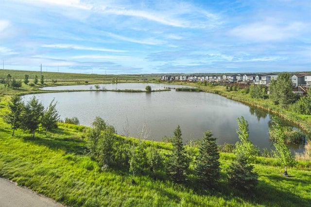 1208, 42 Cranbrook Gardens Se, Calgary